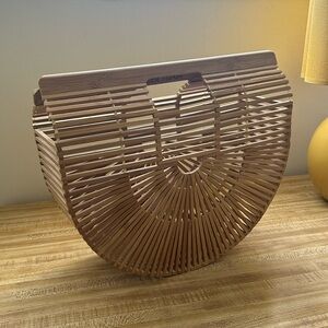 Cult Gaia arc bag like new